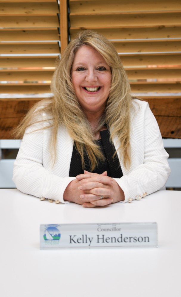 Kelly Henderson