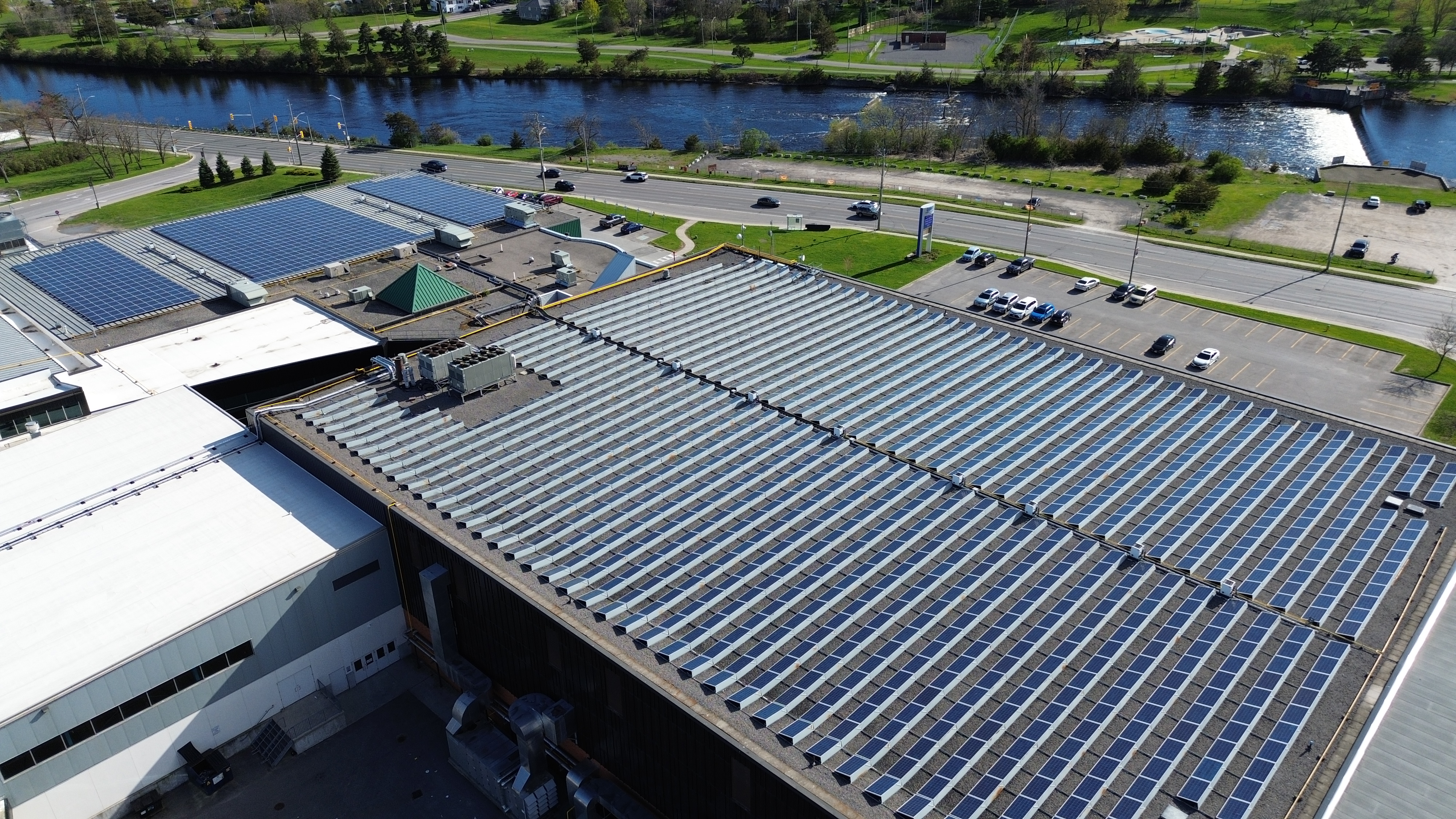 Solar panels on top of Quinte Sportsd & Wellness Centre